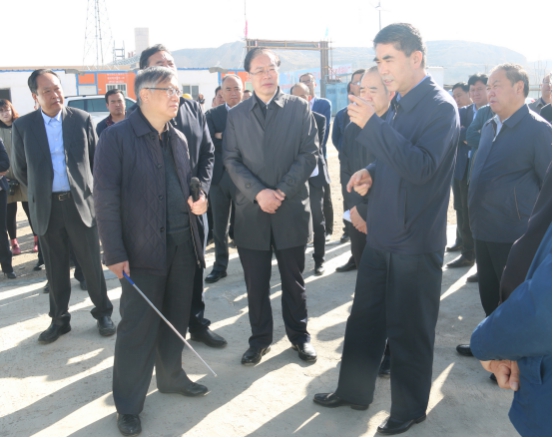 省委副書記、省長王建軍等領導一行視察海東工業(yè)園區(qū)臨空綜合經(jīng)濟園