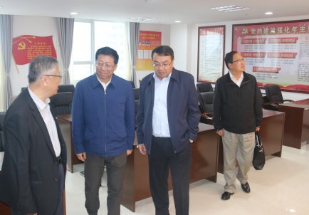 青海省副省長、省國資委黨委書記、主任王黎明，蒞臨省物產(chǎn)集團調(diào)研指導工作