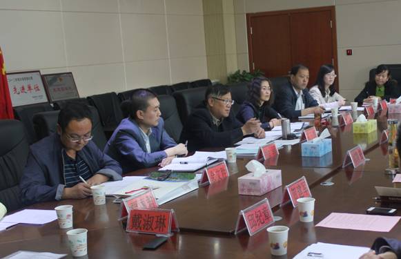 協(xié)調(diào)對接，有序推進(jìn)保稅物流中心項(xiàng)目建設(shè)